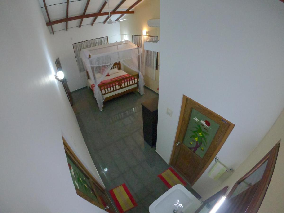 Villa Girilena Хіккадува Екстер'єр фото