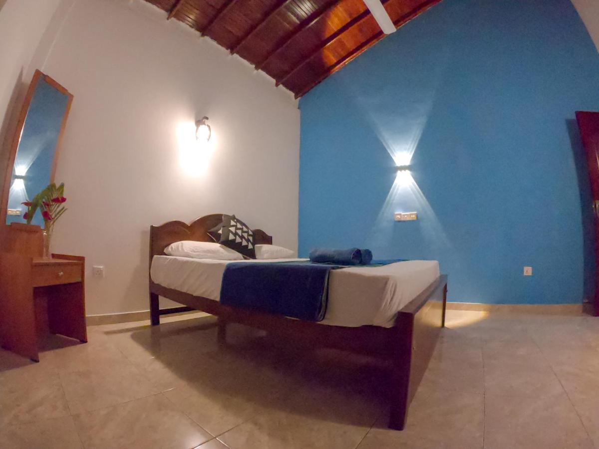 Villa Girilena Хіккадува Екстер'єр фото