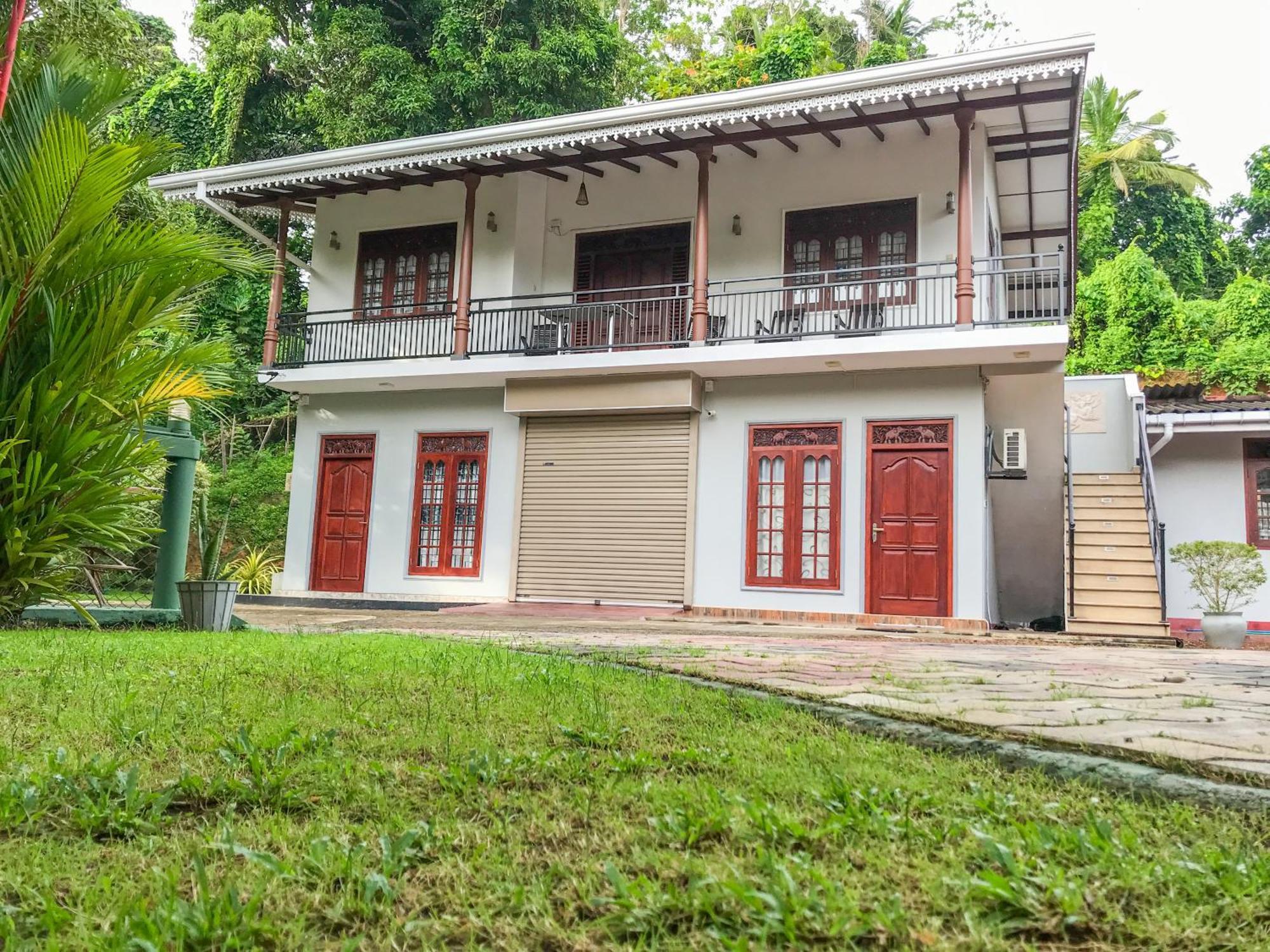 Villa Girilena Хіккадува Екстер'єр фото