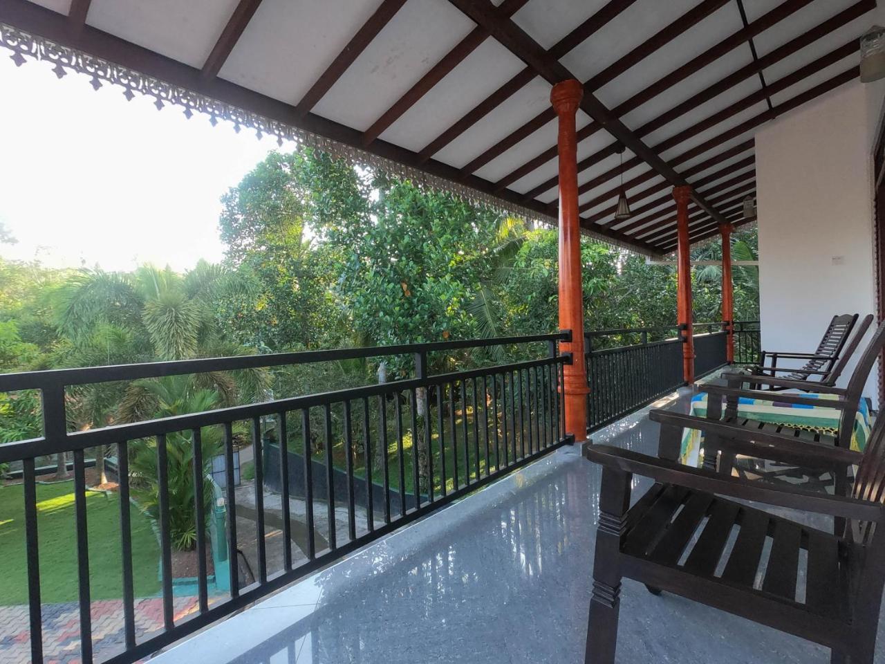 Villa Girilena Хіккадува Екстер'єр фото